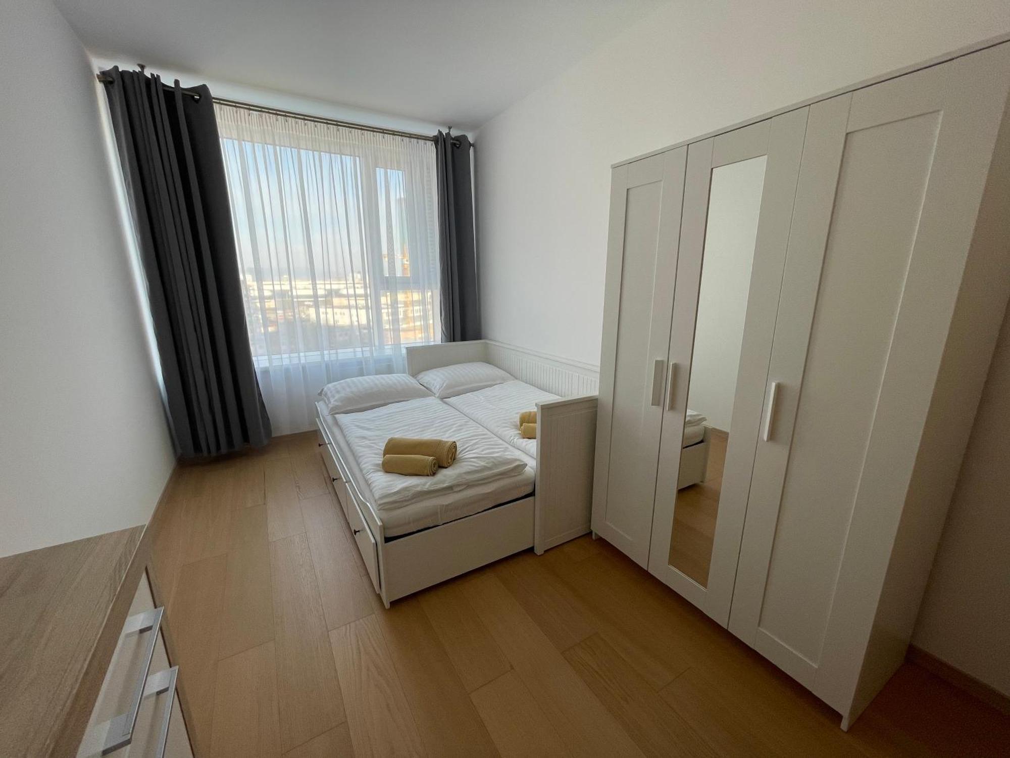 Sag Panorama City Apartment 3 Rooms Free Parking Free Wifi Bratysława Zewnętrze zdjęcie